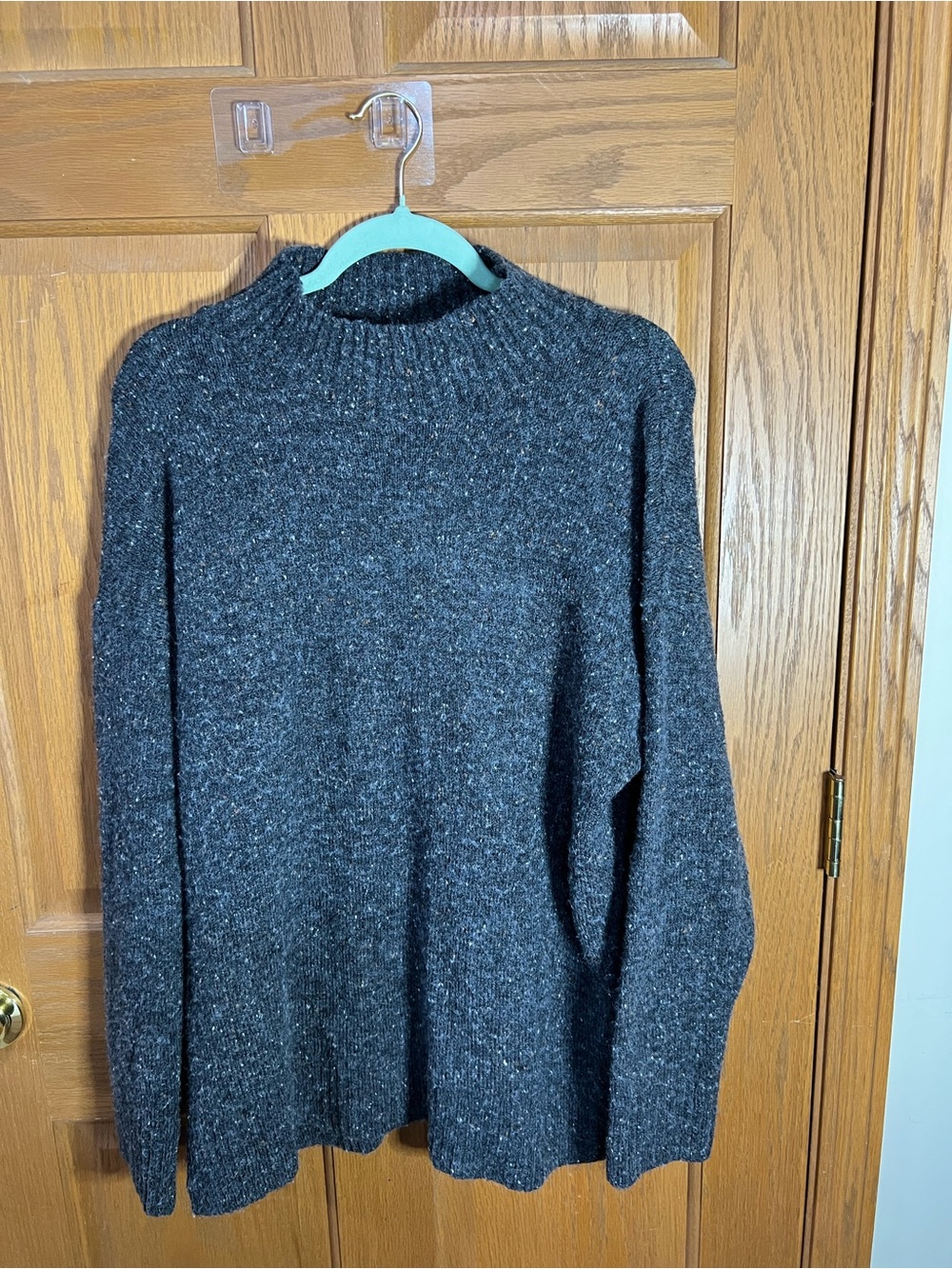 Well Worn Charcoal Gray with White Flex Comfy Sweater